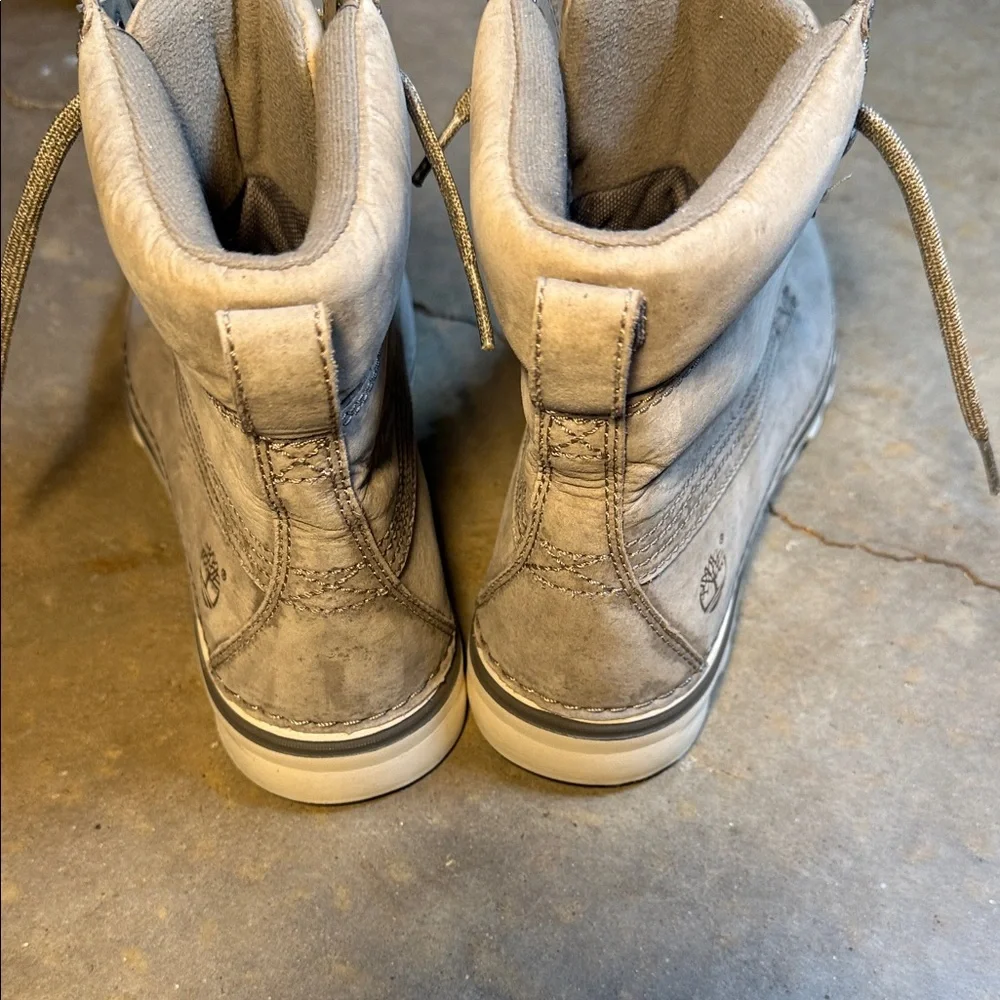 Timberland Men's Light Gray Leather Boots - Picture 5 of 8